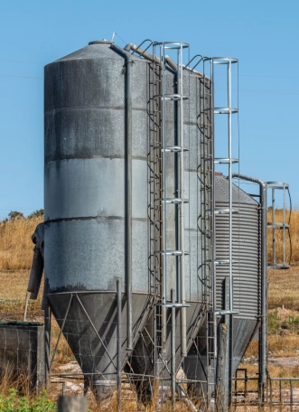 Rural water treatment plant solutions for clean drinking water by Plizma Technology.